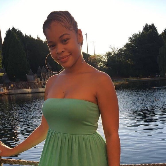 Meet your Posher, Serit - Picture 1 of 1